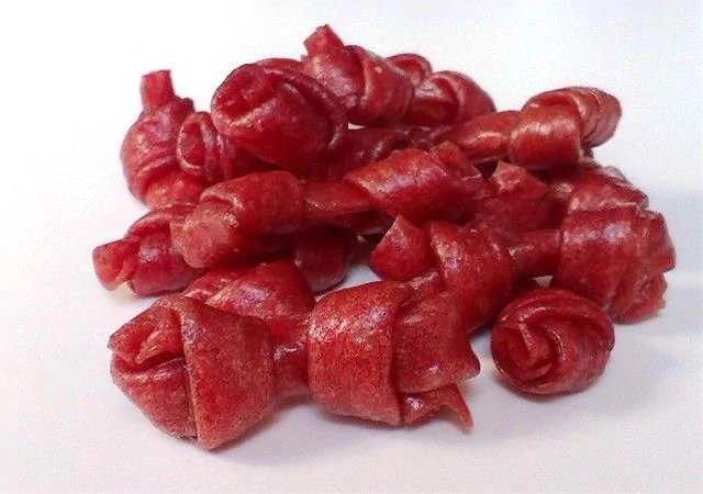 SALAČ Pamlsok Kačací mäkký uzol, 250g